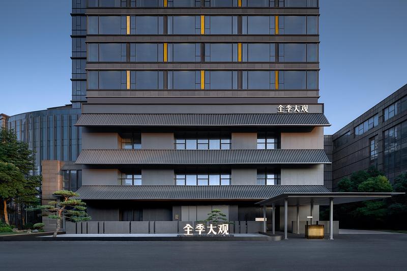Press kit | 3531-17 - Press release | GRAND JI HOTEL - Vermilion Zhou Design Group - Commercial Interior Design - Exterior - Photo credit: Jian Quan Wu