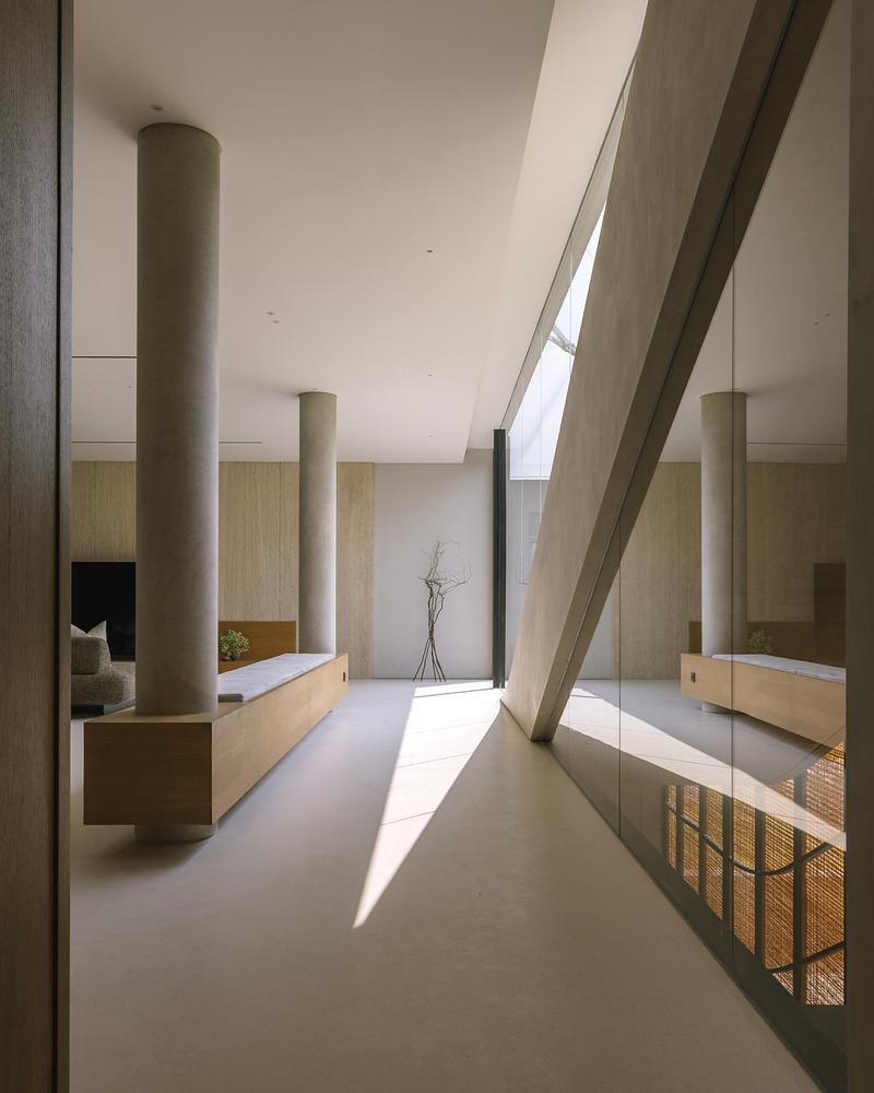 Press kit | 6235-01 - Press release | Split Mass Residence - K-Thengono Design Studio - Residential Architecture - Photo credit: Finbarr Fallon