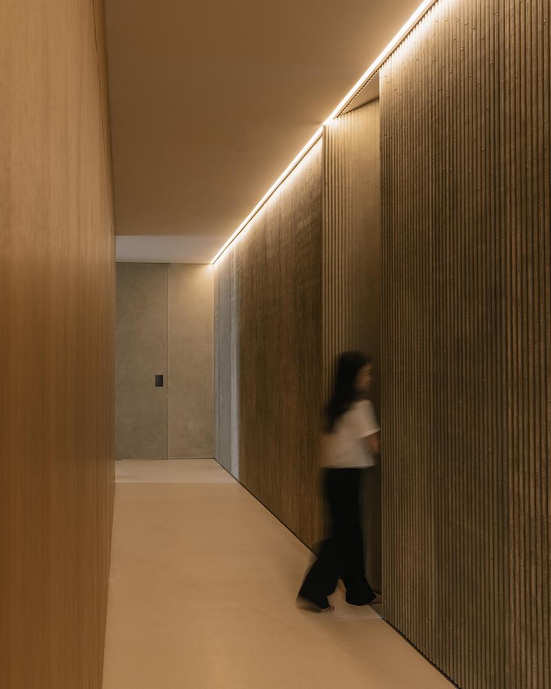 Press kit | 6235-01 - Press release | Split Mass Residence - K-Thengono Design Studio - Residential Architecture - Photo credit: Finbarr Fallon