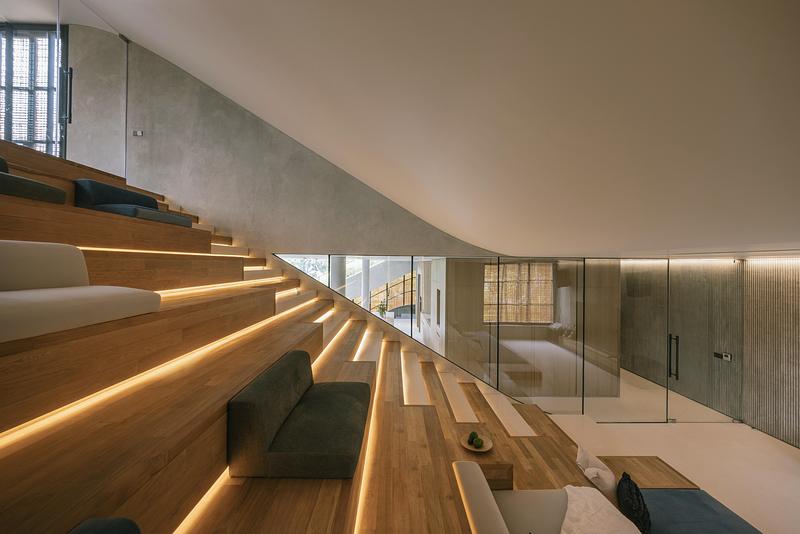 Press kit | 6235-01 - Press release | Split Mass Residence - K-Thengono Design Studio - Residential Architecture - Photo credit: Finbarr Fallon