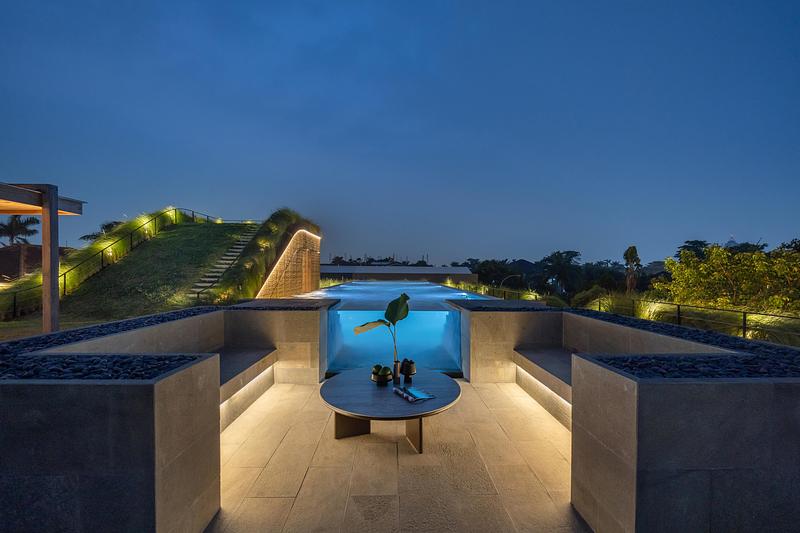 Press kit | 6235-01 - Press release | Split Mass Residence - K-Thengono Design Studio - Residential Architecture - Photo credit: Finbarr Fallon