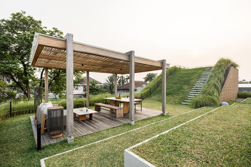 Press kit | 6235-01 - Press release | Split Mass Residence - K-Thengono Design Studio - Residential Architecture - Photo credit:  Finbarr Fallon 