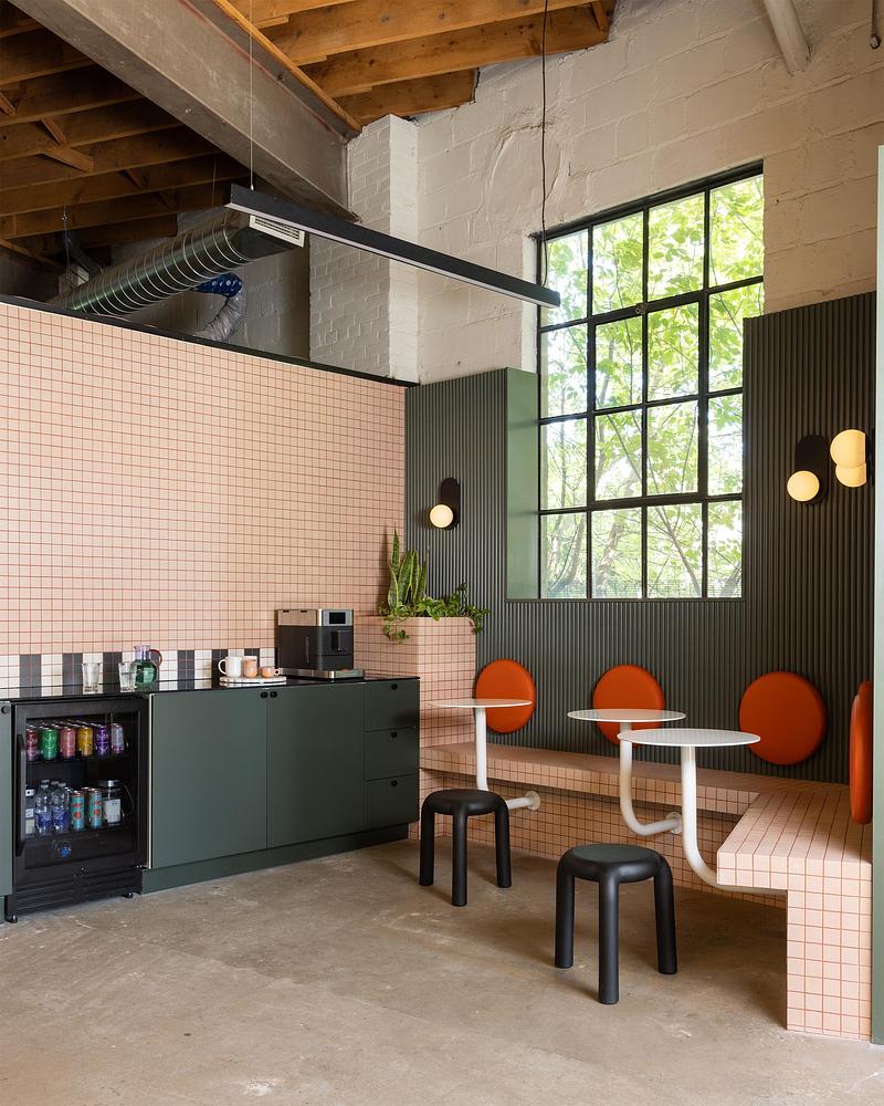 Press kit | 1942-09 - Press release | Luminaire Authentik Unveils Its New Showroom in Toronto’s King East Design District - Luminaire Authentik - Lighting Design - The Farmhouse Creative Labs - Photo credit: Britney Townsend