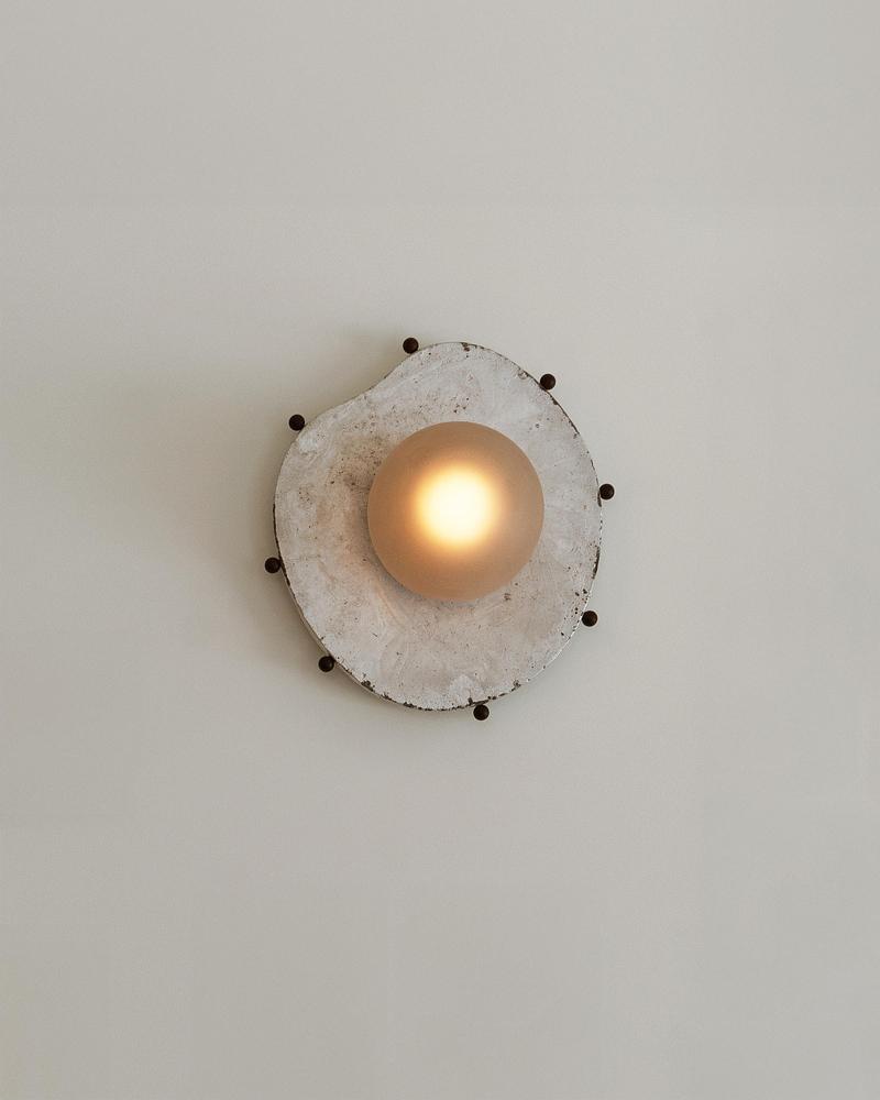 Press kit | 1942-09 - Press release | Luminaire Authentik Unveils Its New Showroom in Toronto’s King East Design District - Luminaire Authentik - Lighting Design -  Cast Collection - Photo credit: Luminaire Authentik