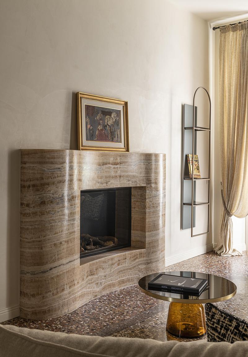 Dossier de presse | 4232-35 - Communiqué de presse | À Plaisance, un appartement familial contemporain au cœur d’un palais italien du XIXe siècle - La Casa di Babette - Architecture résidentielle - Crédit photo :  Vito Corvasce 