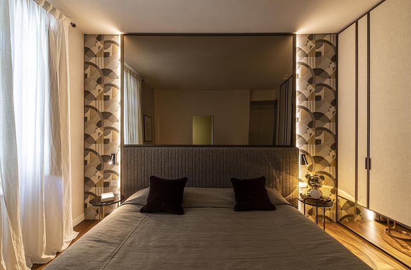 Dossier de presse | 4232-35 - Communiqué de presse | À Plaisance, un appartement familial contemporain au cœur d’un palais italien du XIXe siècle - La Casa di Babette - Architecture résidentielle - Crédit photo :  Vito Corvasce 