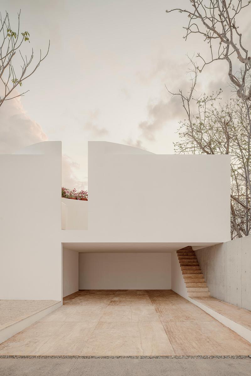 Dossier de presse | 5118-08 - Communiqué de presse | Casa Malonic - HW Studio - Architecture résidentielle - Garage - Crédit photo : Photo credit: Cesar Bejar