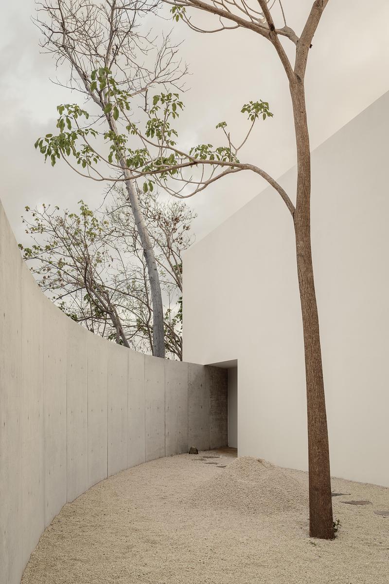 Dossier de presse | 5118-08 - Communiqué de presse | Casa Malonic - HW Studio - Architecture résidentielle -  Cour intérieure   - Crédit photo : Photo credit: Cesar Bejar