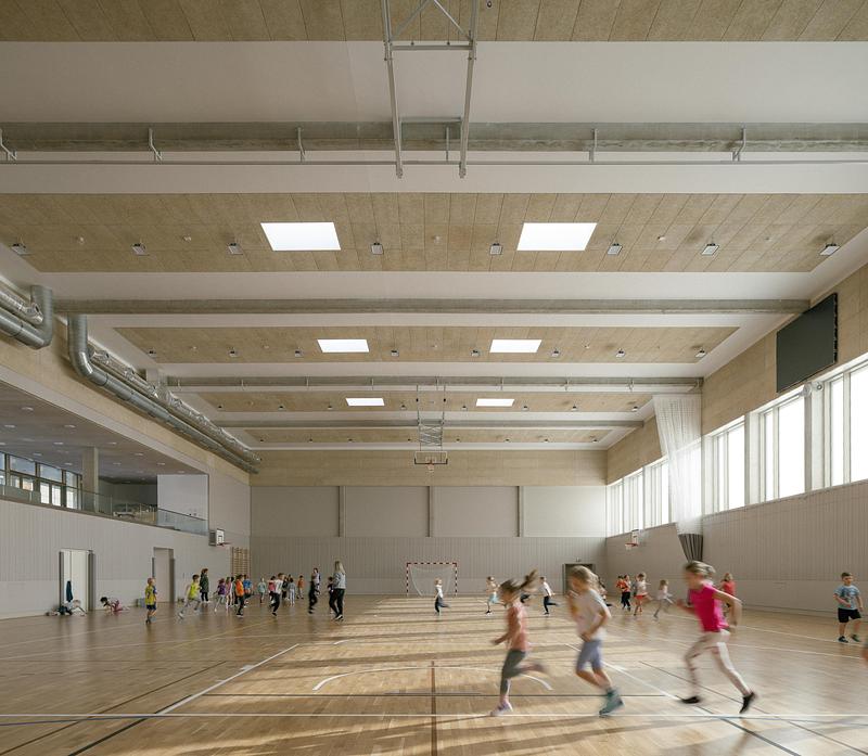 Dossier de presse | 1914-07 - Communiqué de presse | École LOŠBATES - Pelletier de Fontenay + SOA architekti - Architecture institutionnelle - Crédit photo : Alex Shoots Buildings