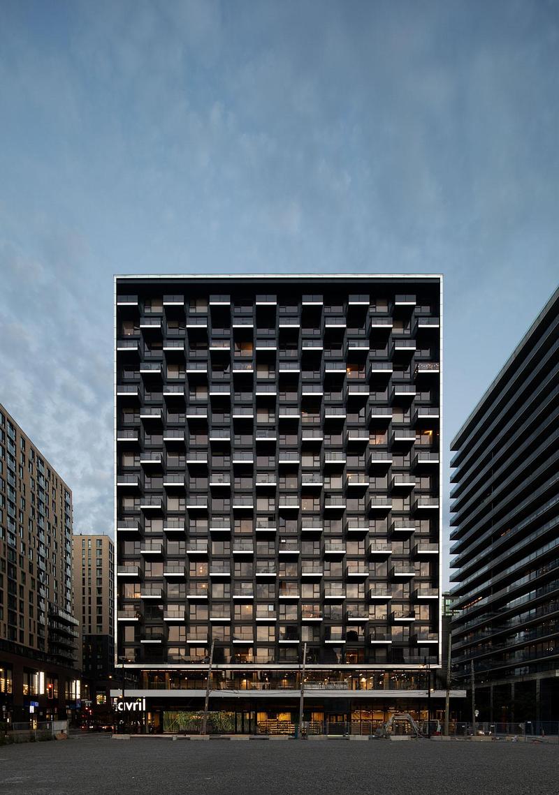 Dossier de presse | 7762-04 - Communiqué de presse | Dévoilement des lauréats | MŌNUMA, célèbre l’excellence - Mōnuma - Architecture résidentielle - <p>Architecture - Multiplex 6 étages et plus | Griffin Square par ACDF architecture</p> - Crédit photo : Adrien Williams