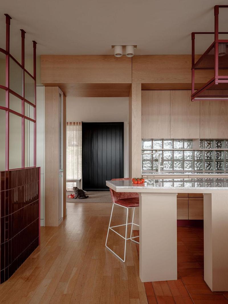 Dossier de presse | 7762-04 - Communiqué de presse | Dévoilement des lauréats | MŌNUMA, célèbre l’excellence - Mōnuma - Architecture résidentielle - <p>Design - Cuisine 80K et plus | La plage St-Laurent par Perron design</p> - Crédit photo : Paul Dussault