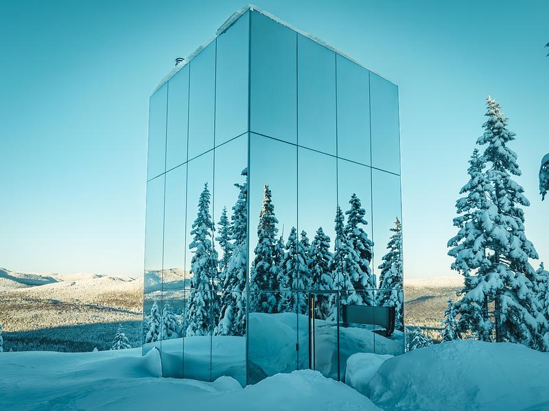 Dossier de presse | 7762-04 - Communiqué de presse | Dévoilement des lauréats | MŌNUMA, célèbre l’excellence - Mōnuma - Architecture résidentielle - Construction - Construction neuve 1M et moins | Black Mirror par Sequoia Entrepreneur Général - Crédit photo : Nick Dignard