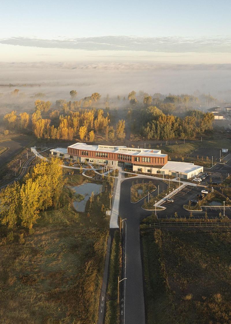 Dossier de presse | 7762-04 - Communiqué de presse | Dévoilement des lauréats | MŌNUMA, célèbre l’excellence - Mōnuma - Architecture résidentielle - Aménagement extérieur - Communautaire | Espace citoyen des Confluents par Projet Paysage - Crédit photo : David Boyer