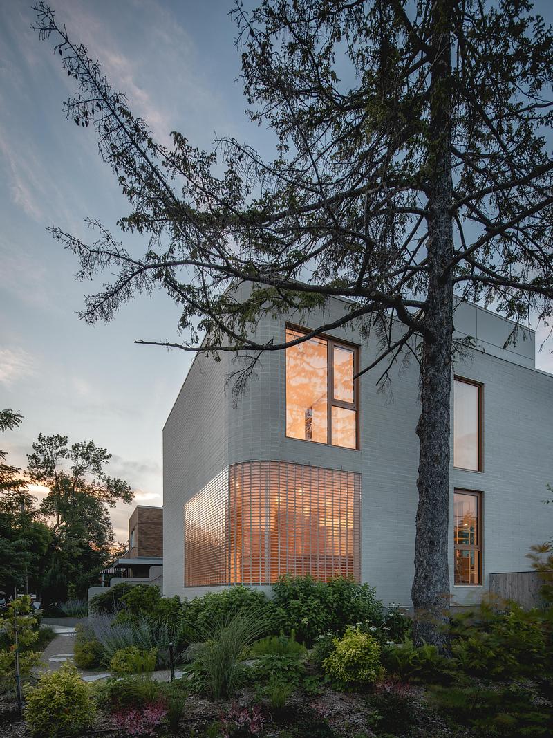 Dossier de presse | 880-27 - Communiqué de presse | La Lentille - MU Architecture - Architecture résidentielle - Crédit photo : Raphaël Thibodeau