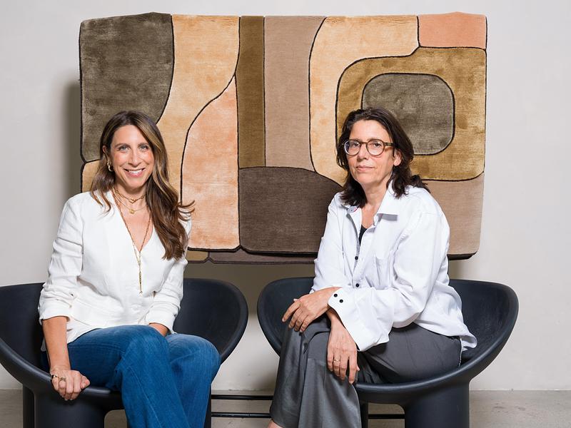 Press kit | 1144-12 - Press release | Art+Loom Unveils New Collaboration with Artist Katrien Van Der Schueren - Art+Loom, Katrien Van Der Schueren - Art - Photo credit: Andy Gallacher