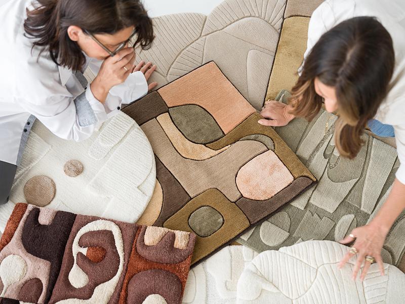 Press kit | 1144-12 - Press release | Art+Loom Unveils New Collaboration with Artist Katrien Van Der Schueren - Art+Loom, Katrien Van Der Schueren - Art - Photo credit: Andy Gallacher