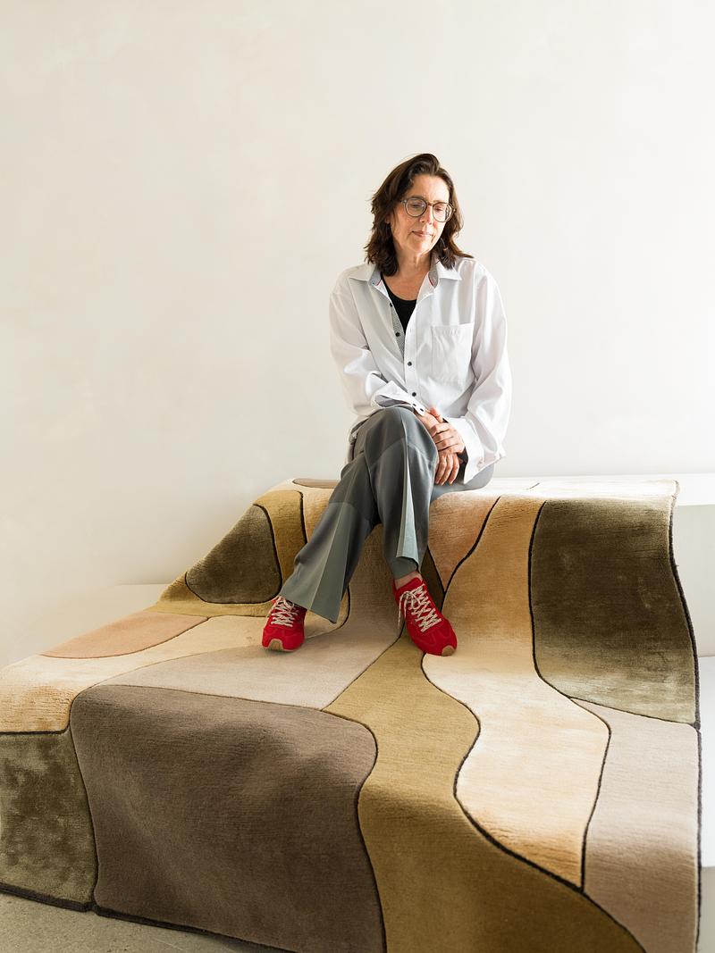 Press kit | 1144-12 - Press release | Art+Loom Unveils New Collaboration with Artist Katrien Van Der Schueren - Art+Loom, Katrien Van Der Schueren - Art - Photo credit: Andy Gallacher