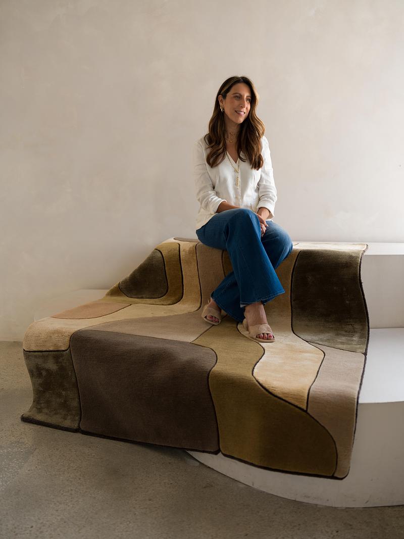 Press kit | 1144-12 - Press release | Art+Loom Unveils New Collaboration with Artist Katrien Van Der Schueren - Art+Loom, Katrien Van Der Schueren - Art - Photo credit: Andy Gallacher