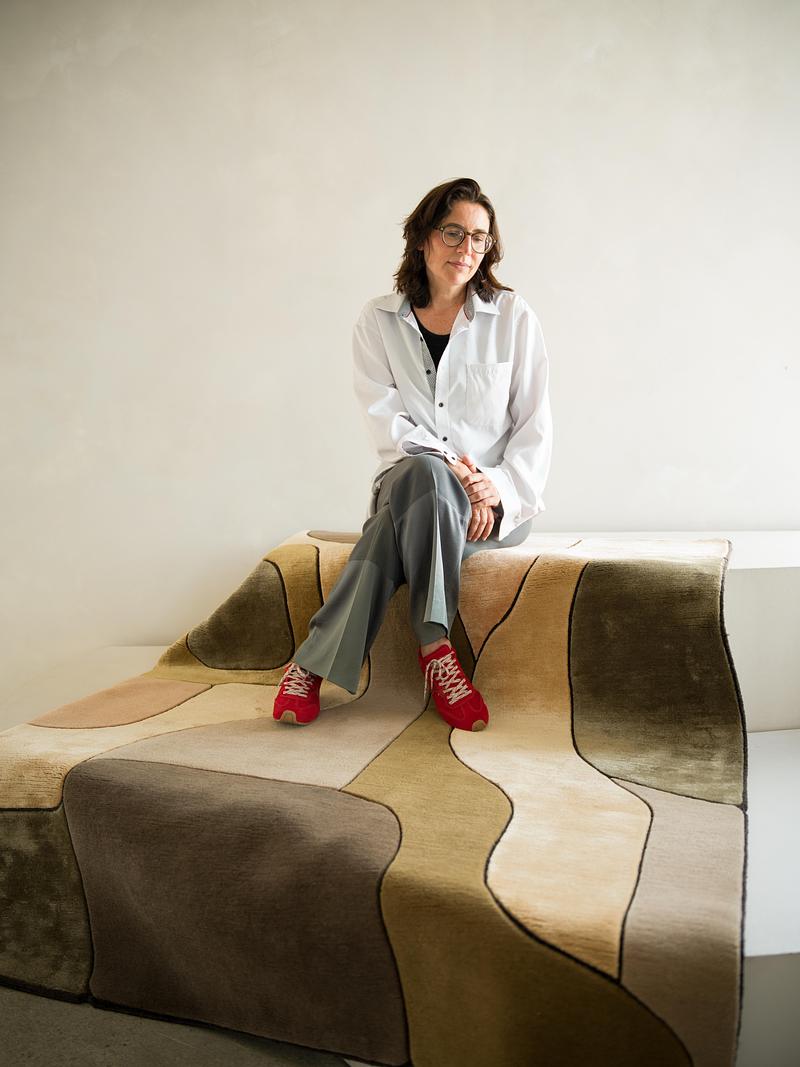 Press kit | 1144-12 - Press release | Art+Loom Unveils New Collaboration with Artist Katrien Van Der Schueren - Art+Loom, Katrien Van Der Schueren - Art - Photo credit: Andy Gallacher