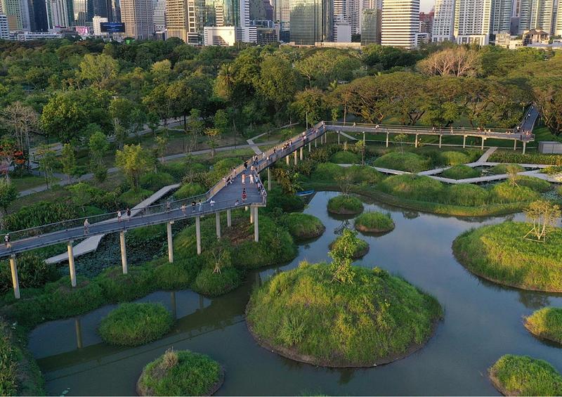 Dossier de presse | 1968-25 - Communiqué de presse | Architecture MasterPrize Names Its 2026 Winners - Farmani Group - Architecture commerciale - Benjakitti Forest Park by Arsomsilp Community and Environmental Architect + TURENSCAPE, AMP 2026 Landscape Design of the Year.png - Crédit photo : Arsomsilp Community and Environmental Architect + TURENSCAPE