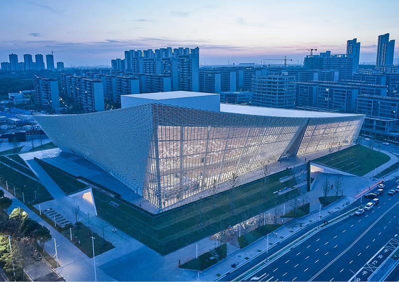 Dossier de presse | 1968-25 - Communiqué de presse | Architecture MasterPrize Names Its 2026 Winners - Farmani Group - Architecture commerciale - Nanchang Grand Theatre by PES-Architects, AMP 2026 Best of Best Winner in Cultural Architecture - Crédit photo : Yuhao Ding