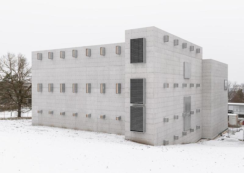 Dossier de presse | 1968-25 - Communiqué de presse | Architecture MasterPrize Names Its 2026 Winners - Farmani Group - Architecture commerciale - Data Center ETH Zurich by Penzel Valier, AMP 2026 Best of Best Winner in Infrastructure - Crédit photo : Penzel Valier, Bruno Augsburger