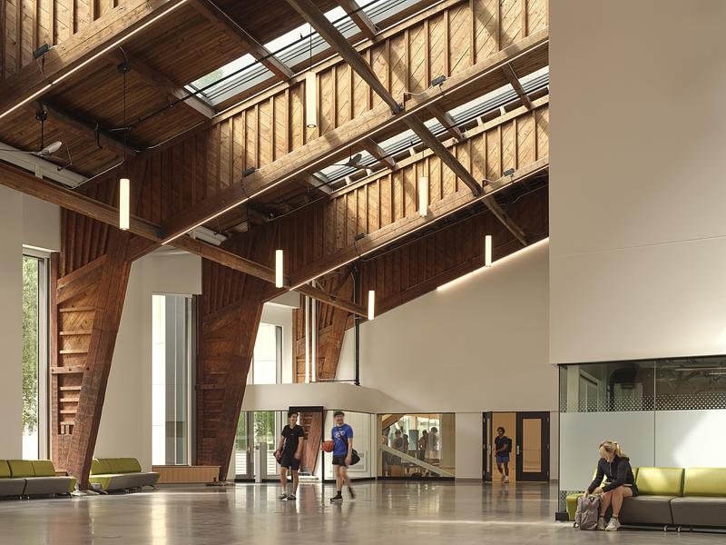 Press kit | 3405-07 - Press release | De La Salle College John Hunt Student Life Centre - Moriyama Teshima Architects - Institutional Architecture - Photo credit: Riley Snelling