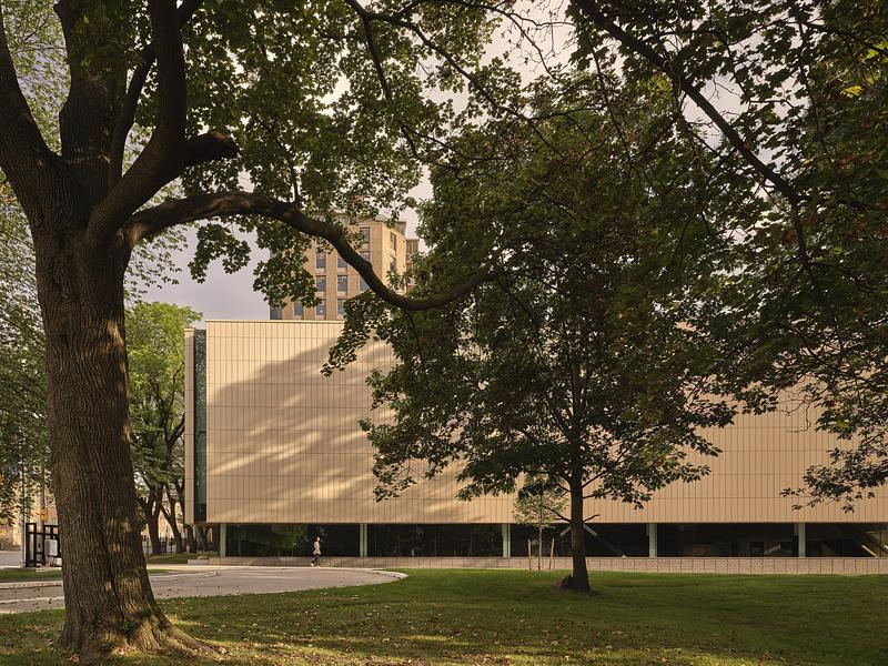 Press kit | 3405-07 - Press release | De La Salle College John Hunt Student Life Centre - Moriyama Teshima Architects - Institutional Architecture - Photo credit: Riley Snelling