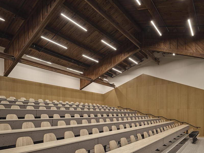 Press kit | 3405-07 - Press release | De La Salle College John Hunt Student Life Centre - Moriyama Teshima Architects - Institutional Architecture - Photo credit: Riley Snelling