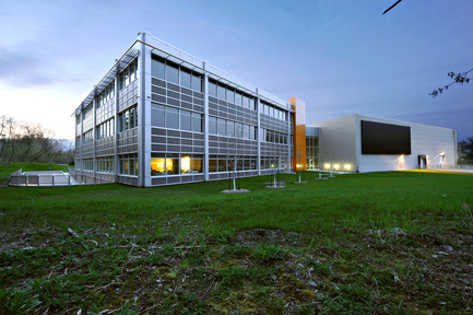 Press kit | 774-02 - Press release | 2011 Awards of Excellence in Architecture - L'Ordre des architectes du Québec (OAQ) - Competition - Architect: DCYSA architecture &amp; design&nbsp; - Photo credit: Gleb Gomberg<br>