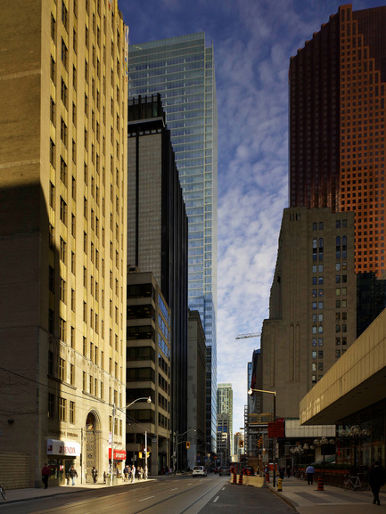 Dossier de presse | 787-02 - Communiqué de presse | Bay Adelaide Centre - WZMH Architects - Architecture commerciale - Crédit photo : Tom Arban
