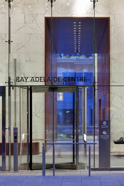 Dossier de presse | 787-02 - Communiqué de presse | Bay Adelaide Centre - WZMH Architects - Architecture commerciale - Crédit photo : Tom Arban