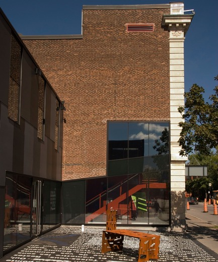 Press kit | 558-04 - Press release | Theatre Denise Pelletier - Saia Barbarese Topouzanov Architectes - Competition - Photo credit: Vladimir Topouzanov