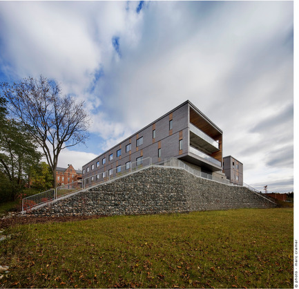 Press kit | 774-02 - Press release | 2011 Awards of Excellence in Architecture - L'Ordre des architectes du Québec (OAQ) - Competition - Architect: acdf* architecture | urbanisme | intérieur / Allaire Courchesne Dupuis Frappier<br>In collaboration with: la Société d’habitation du Québec&nbsp; - Photo credit: Marc Cramer