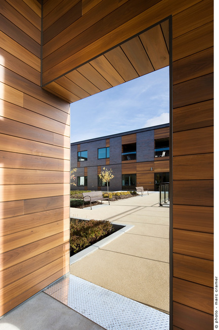 Press kit | 774-02 - Press release | 2011 Awards of Excellence in Architecture - L'Ordre des architectes du Québec (OAQ) - Competition - Architect: acdf* architecture | urbanisme | intérieur / Allaire Courchesne Dupuis Frappier<br>In collaboration with: la Société d’habitation du Québec&nbsp; - Photo credit: Marc Cramer