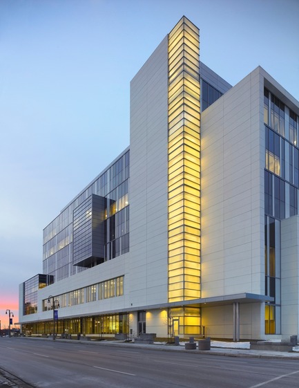 Dossier de presse | 787-01 - Communiqué de presse | Durham Consolidated Courthouse - WZMH Architects - Architecture institutionnelle - Crédit photo : Shai Gil