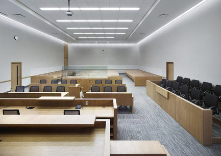 Dossier de presse | 787-01 - Communiqué de presse | Durham Consolidated Courthouse - WZMH Architects - Architecture institutionnelle - Crédit photo : Shai Gil
