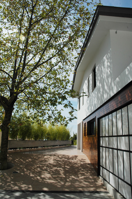 Press kit | 770-01 - Press release | Family House Revision & Pool for Art - Eleni Kostika Architecture - Residential Architecture - Photo credit: Alexandros Tsonidis