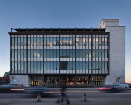 Press kit | 774-02 - Press release | 2011 Awards of Excellence in Architecture - L'Ordre des architectes du Québec (OAQ) - Competition - Architect: ABCP Architecture / Bergeron Gagné Moreau<br>St-Pierre et associés architectes, in collaboration with Guy Architectes&nbsp;<br>Client: Société du 300 St-Paul - Photo credit: Stephane Groleau