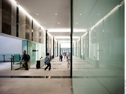 Dossier de presse | 602-09 - Communiqué de presse | Siège social de Quebecor - Groupe IBI-CHBA / Le Groupe Arcop architectes en consortium (Lemay) - Architecture commerciale - Crédit photo : Marc Cramer