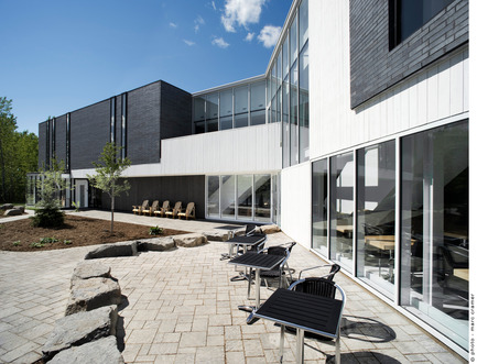 Dossier de presse | 721-01 - Communiqué de presse | Strom spa nordique - Chevalier Morales - Architecture commerciale - Crédit photo : Marc Cramer