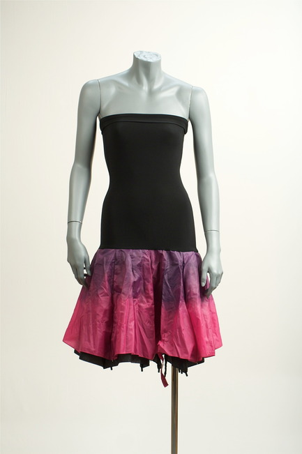 Press kit | 757-01 - Press release | Claude Bouchard - SIDIM 2010 - Event + Exhibition - Fuschia Cumulus - Photo credit: w-vitrinevirtuelle
