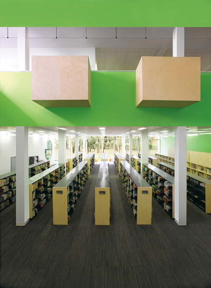 Dossier de presse | 755-01 - Communiqué de presse | Bibliothèque Montarville-Boucher-De la Bruère - BGLA | Architecture + Design urbain - Architecture institutionnelle - Crédit photo : Christian Perreault