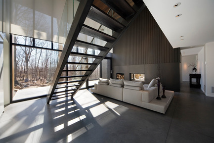 Dossier de presse | 759-01 - Communiqué de presse | Résidence du Mont-Saint-Hilaire - Blouin Tardif Architecture-Environnement - Architecture résidentielle - Crédit photo : Steve Montpetit