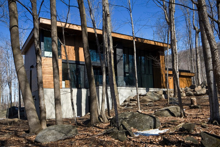 Dossier de presse | 759-01 - Communiqué de presse | Résidence du Mont-Saint-Hilaire - Blouin Tardif Architecture-Environnement - Architecture résidentielle - Crédit photo : Steve Montpetit
