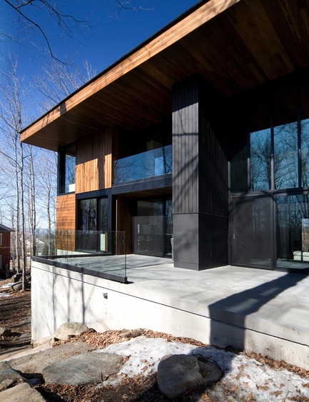 Dossier de presse | 759-01 - Communiqué de presse | Résidence du Mont-Saint-Hilaire - Blouin Tardif Architecture-Environnement - Architecture résidentielle - Crédit photo : Steve Montpetit