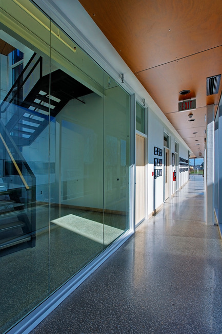 Dossier de presse | 816-01 - Communiqué de presse | Brandon Firehall no.1 - Cibinel Architects - Architecture commerciale - Crédit photo : Mike Karakas