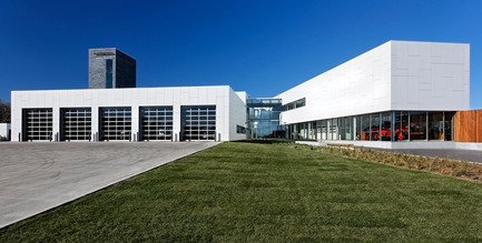 Dossier de presse | 816-01 - Communiqué de presse | Brandon Firehall no.1 - Cibinel Architects - Architecture commerciale - Crédit photo : Mike Karakas