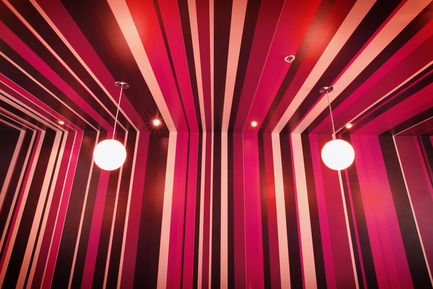 Dossier de presse | 760-02 - Communiqué de presse | Restaurant Kazumi - Jean de Lessard, Designers Créatifs - Architecture commerciale - Crédit photo : Jean Malek