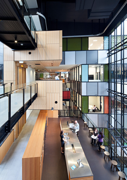 Dossier de presse | 813-01 - Communiqué de presse | Ecosciences Precinct - HASSELL - Architecture institutionnelle - Crédit photo : Christopher Frederick Jones